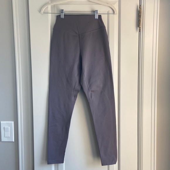 Balance Athletica Ascend Pant - Size Medium in Path - Picture 5 of 7